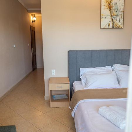 Beach Walk Apartments Улцинь Экстерьер фото