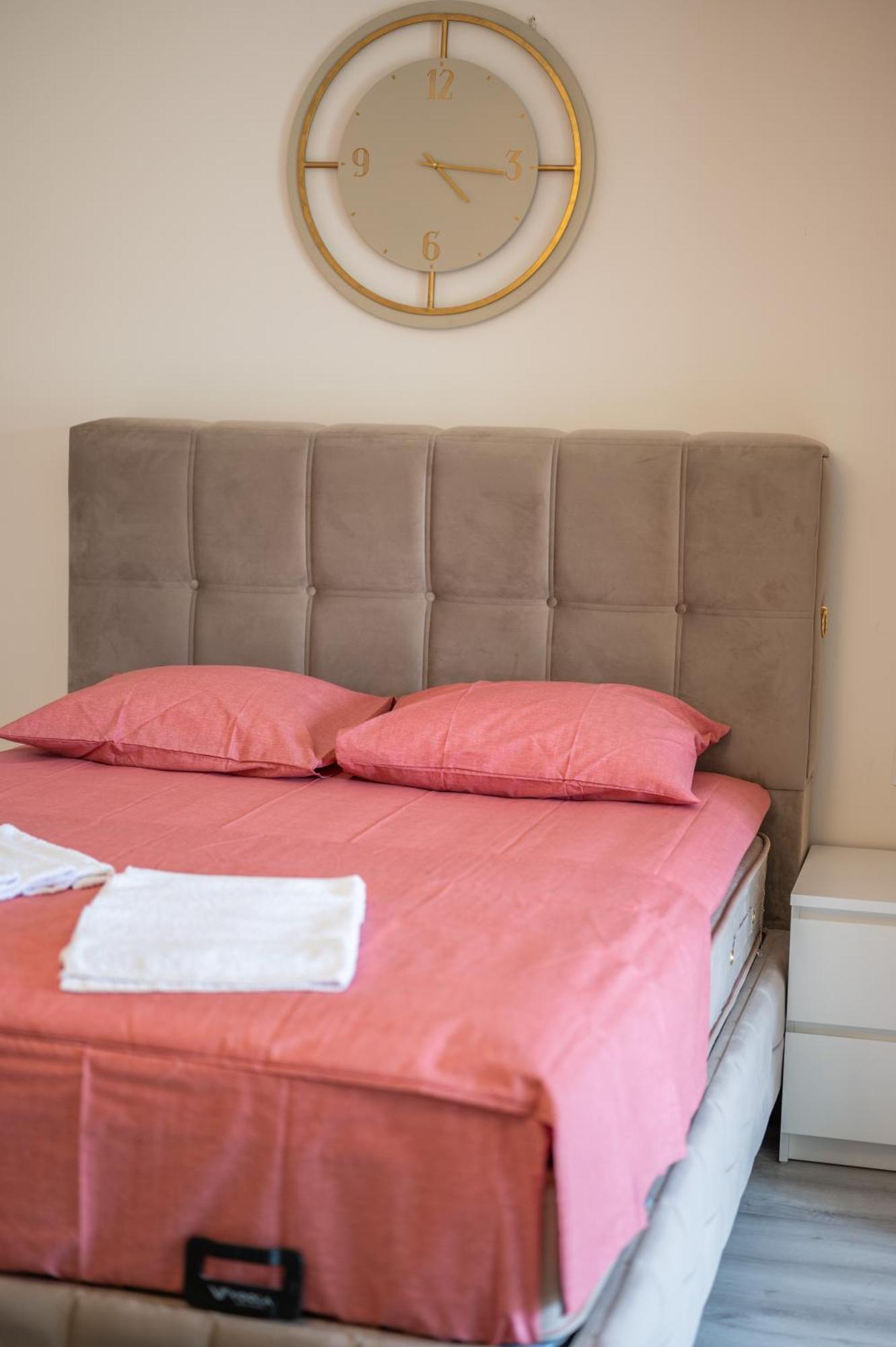 Beach Walk Apartments Улцинь Экстерьер фото