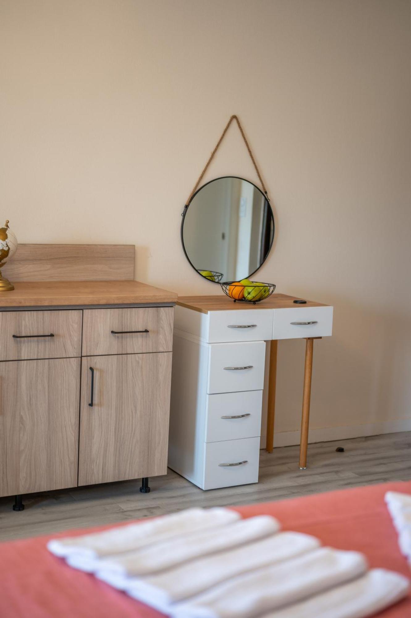 Beach Walk Apartments Улцинь Экстерьер фото