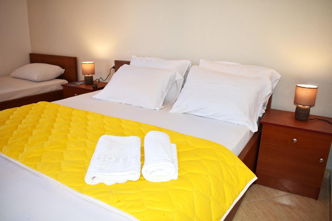 Beach Walk Apartments Улцинь Экстерьер фото