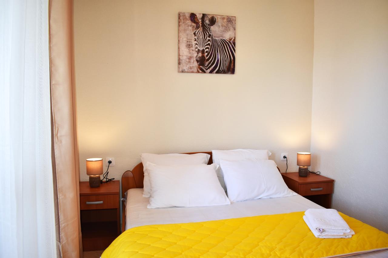 Beach Walk Apartments Улцинь Экстерьер фото