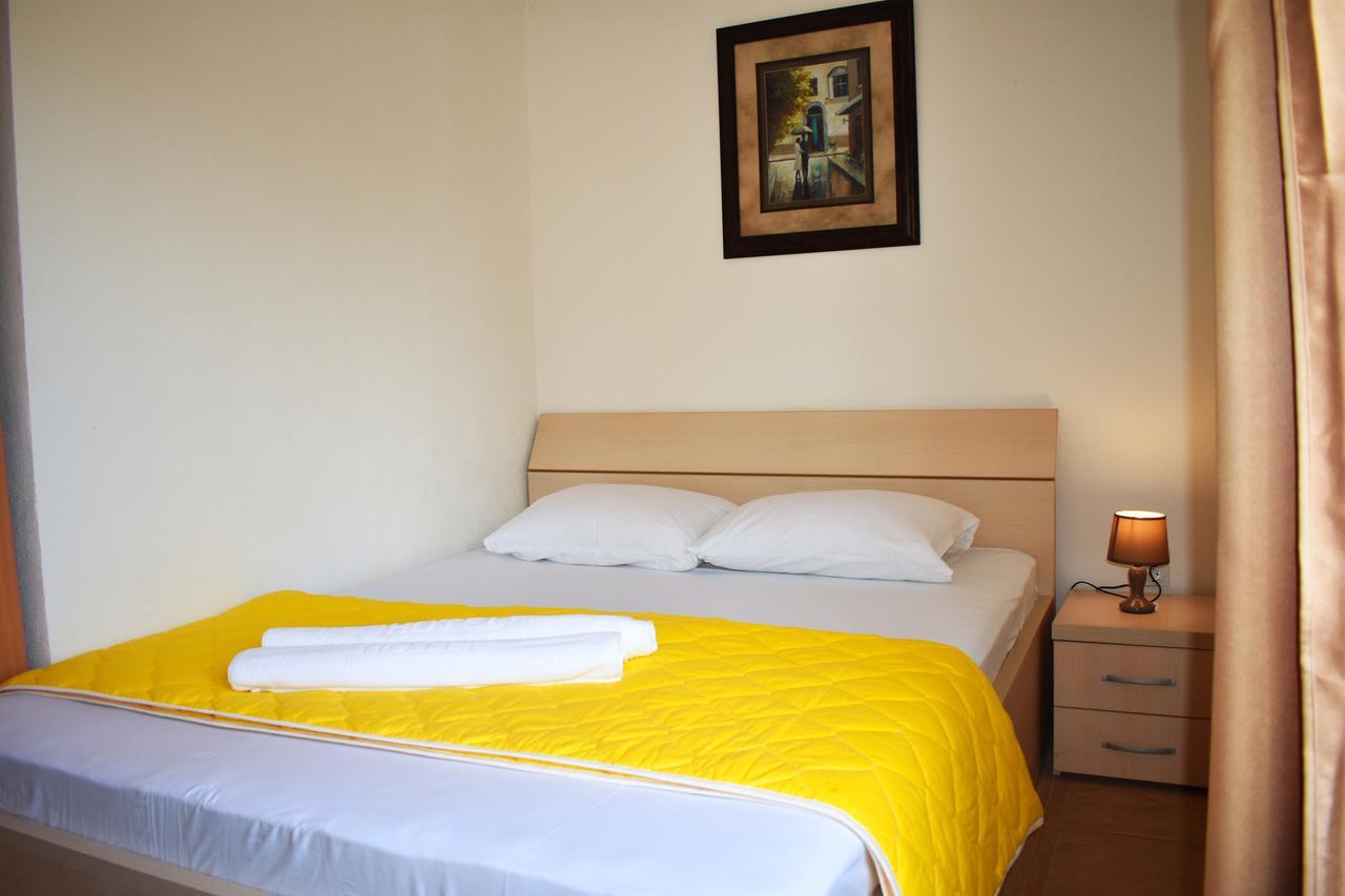 Beach Walk Apartments Улцинь Экстерьер фото